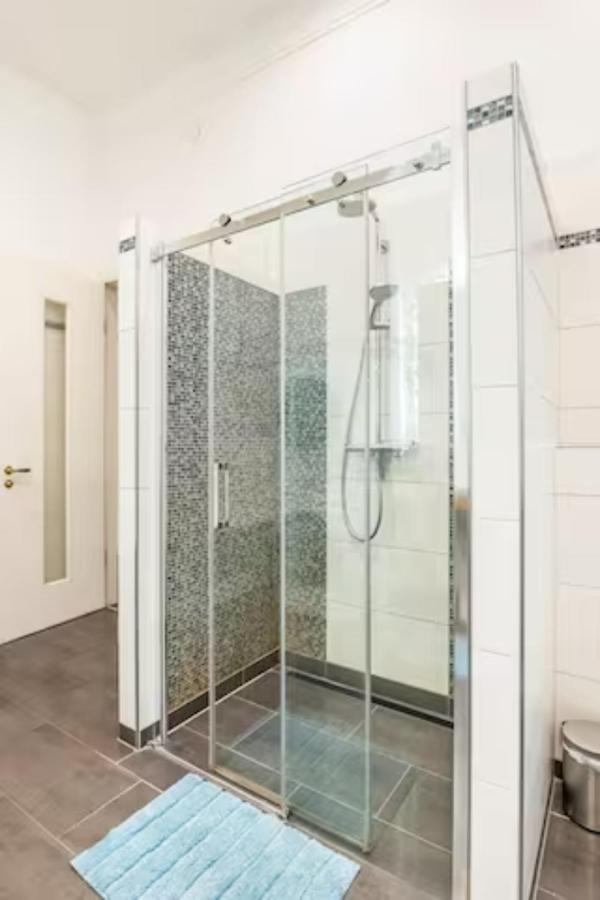 Grosszuegige 185M2-Altbauwohnung In Bestlage 7Zimmer-2Baeder-2Kuechen-2Wcs Гамбург Экстерьер фото